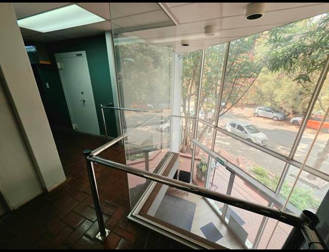 BUSINESS PROPERTY TO RENT IN MENLO PARK
